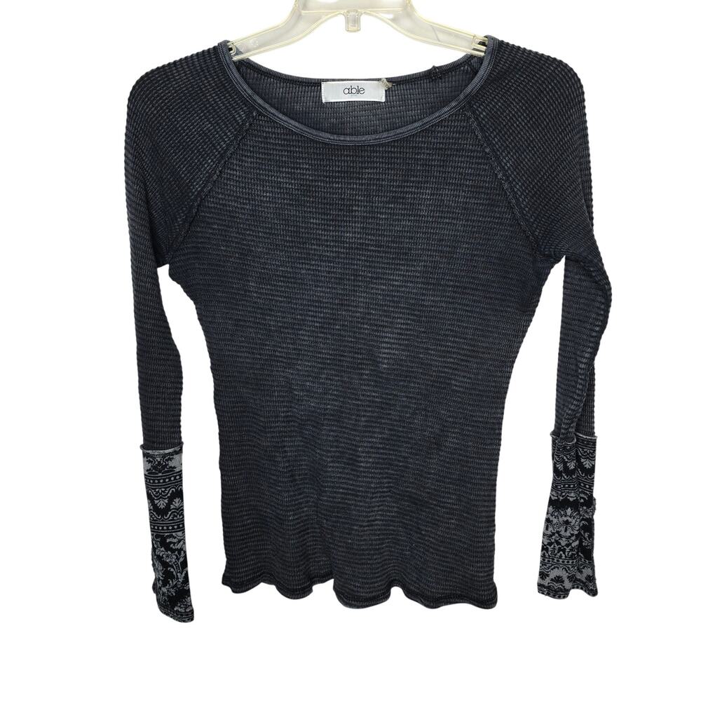 Able Gray Thermal Long Sleeve Embellished Cuff Fitted Top Size Large